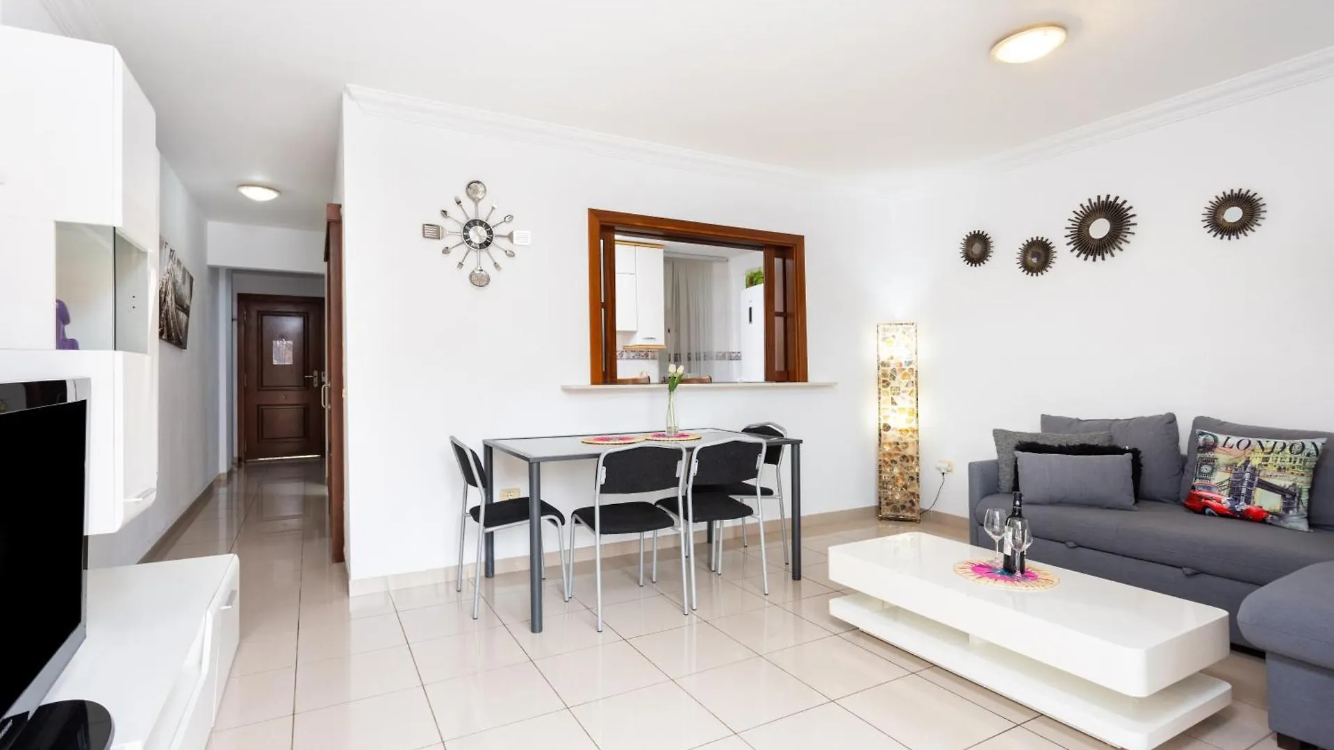 Home2Book Los Cristianos, Pool & Beach Los Cristianos  Appartamento Los Cristianos (Tenerife)